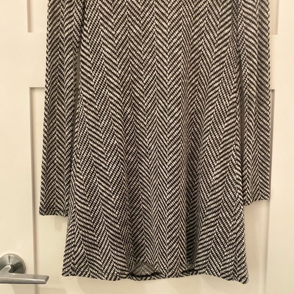BCBG sweater dress - Picture 4 of 5
